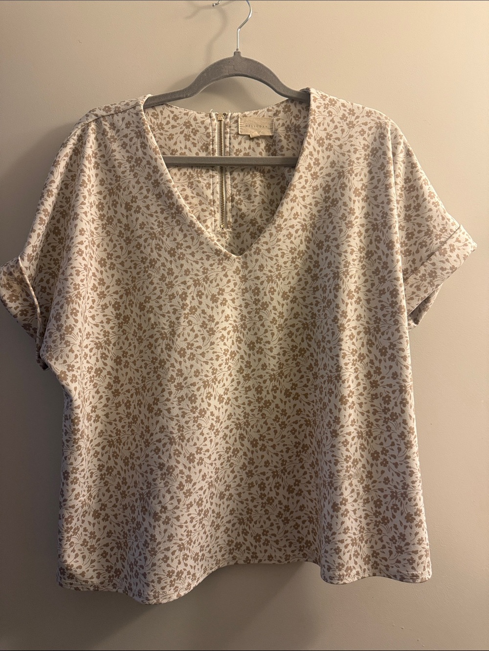 MELLODAY Cream Floral V-Neck Short Sleeve Blouse